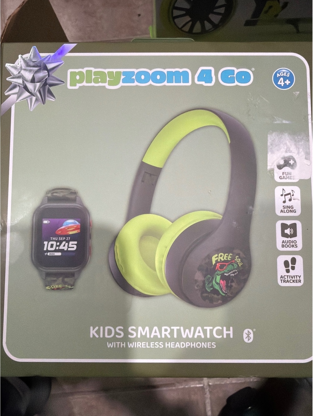 PlayZoom 4 Go Kids Smartwatch & Bluetooth Headphones Green Dinosaur New